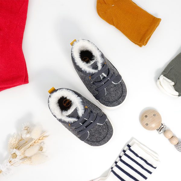 Warm little feet – image 4
